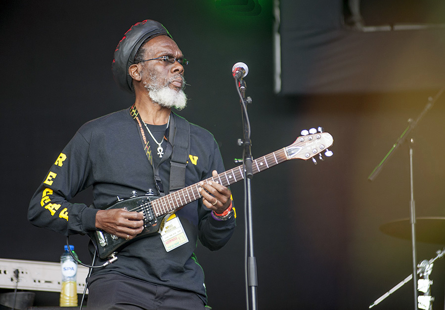 Reggae Sundance Israel Vibration & Roots Radics