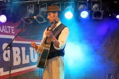 Reverend Shine Snake Oil Co | photo © Sylvia Sassen