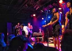 Lee Fields & The Expressions Doornroosje Nijmegen
