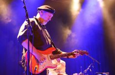 Richard Thompson 